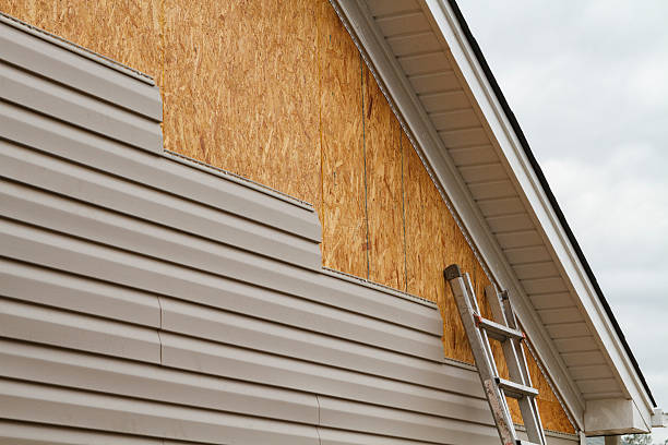 24/7 Emergency Vinyl Siding experts in Newberry, FL